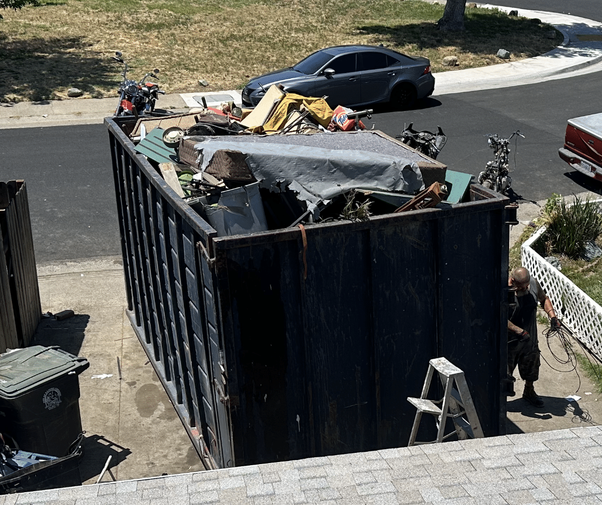Dumpster Rental in Sacramento, CA Dumpster Rental in Sacramento, CA