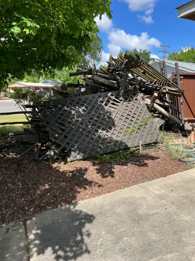 Fence-Removal-in-Sacramento